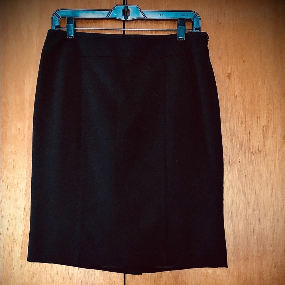 Apt 9 brand new 21” black skirt